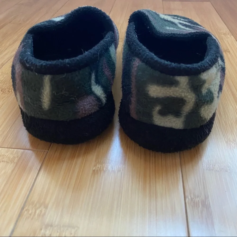 Kids Camouflage Fleece Slippers Size L (2-3)